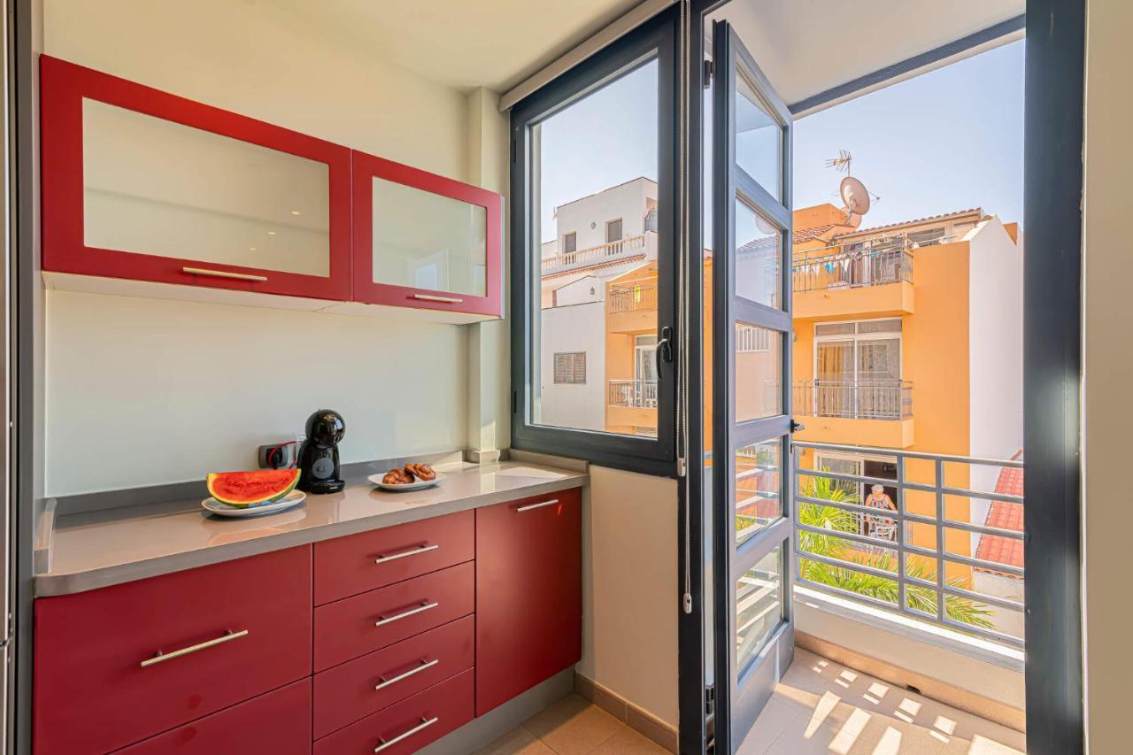 Luxury Holidays Suites, Playa De Los Cristianos Los Cristianos  Exteriör bild