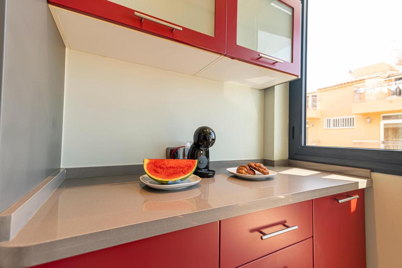 Luxury Holidays Suites, Playa De Los Cristianos Los Cristianos  Exteriör bild