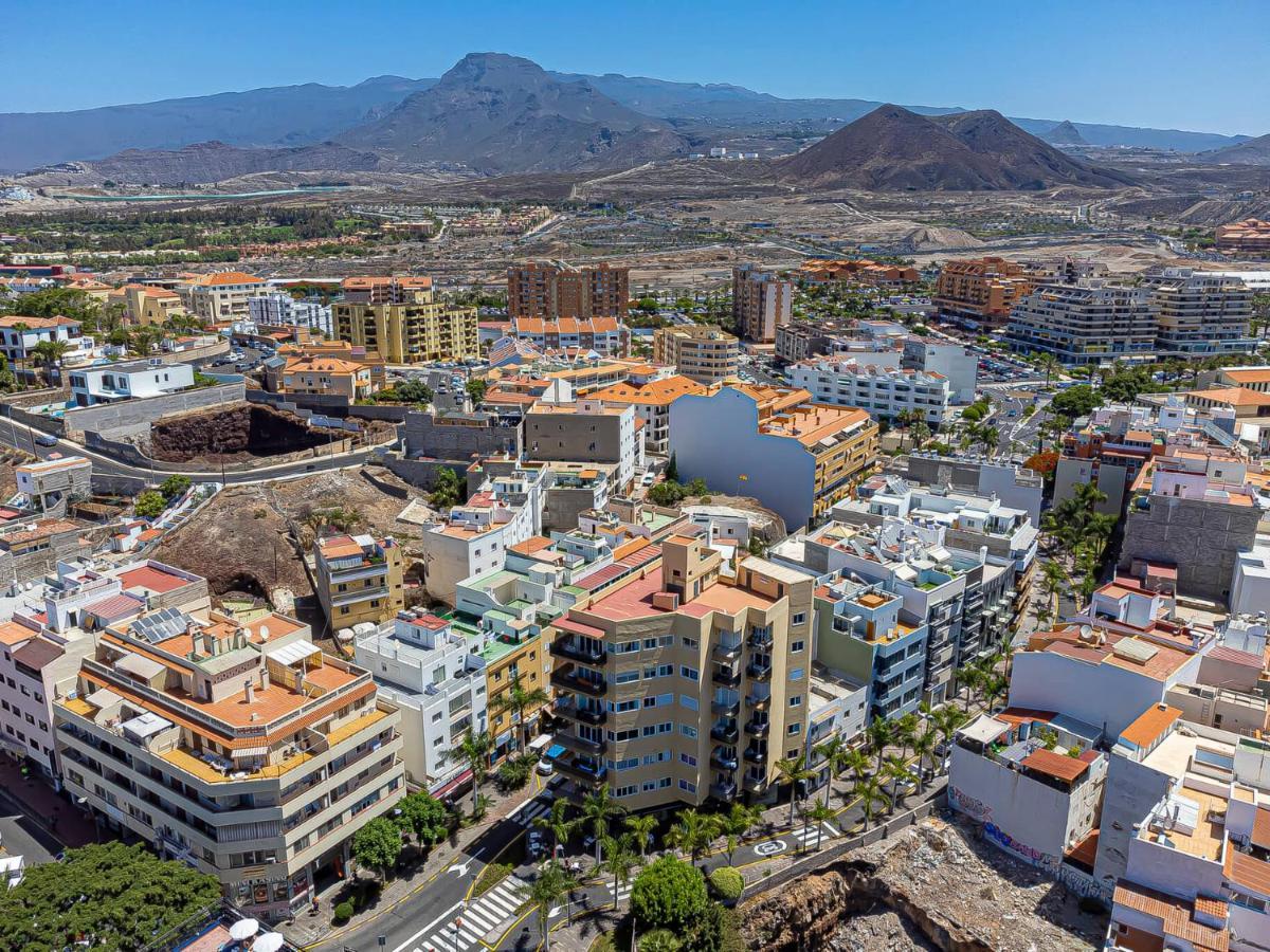Luxury Holidays Suites, Playa De Los Cristianos Los Cristianos  Exteriör bild